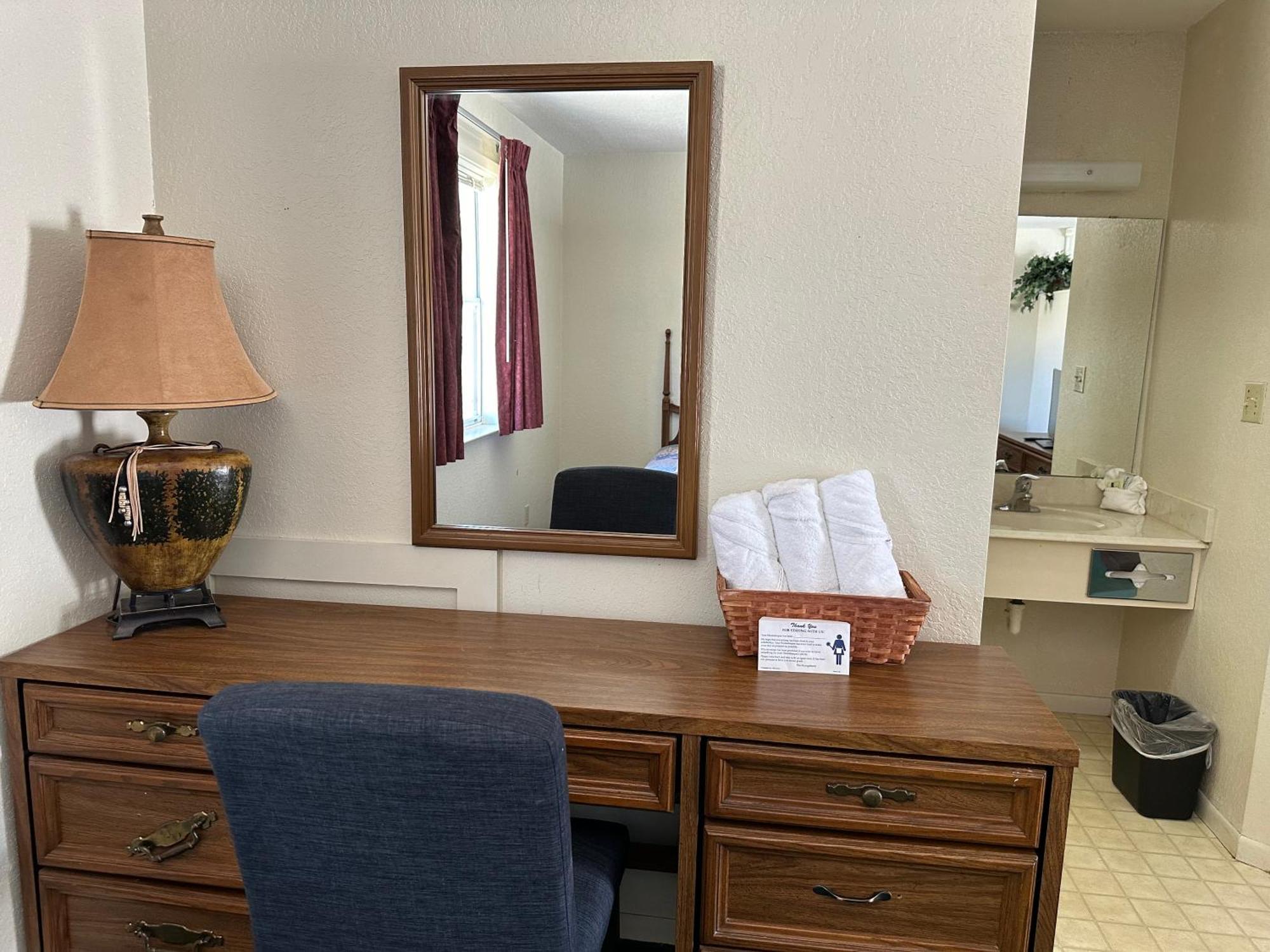 Sunset Inn And Suites Fredericksburg Ngoại thất bức ảnh