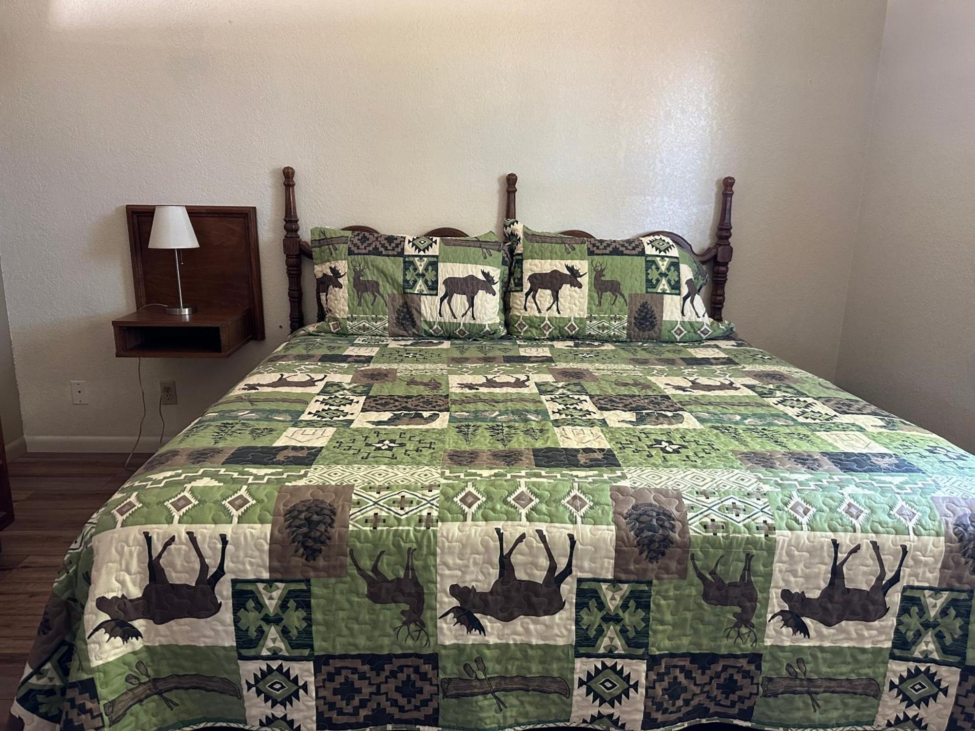 Sunset Inn And Suites Fredericksburg Ngoại thất bức ảnh