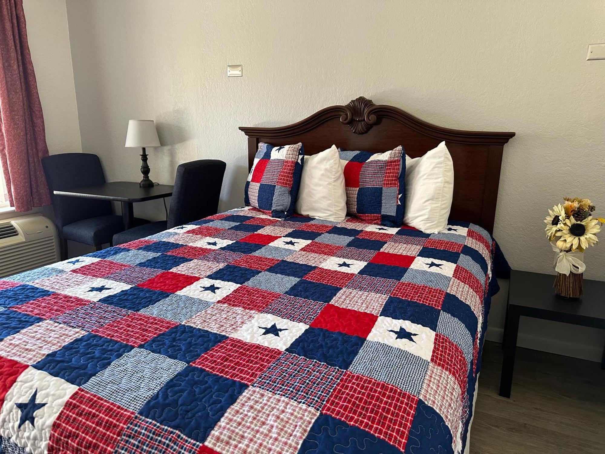 Sunset Inn And Suites Fredericksburg Ngoại thất bức ảnh