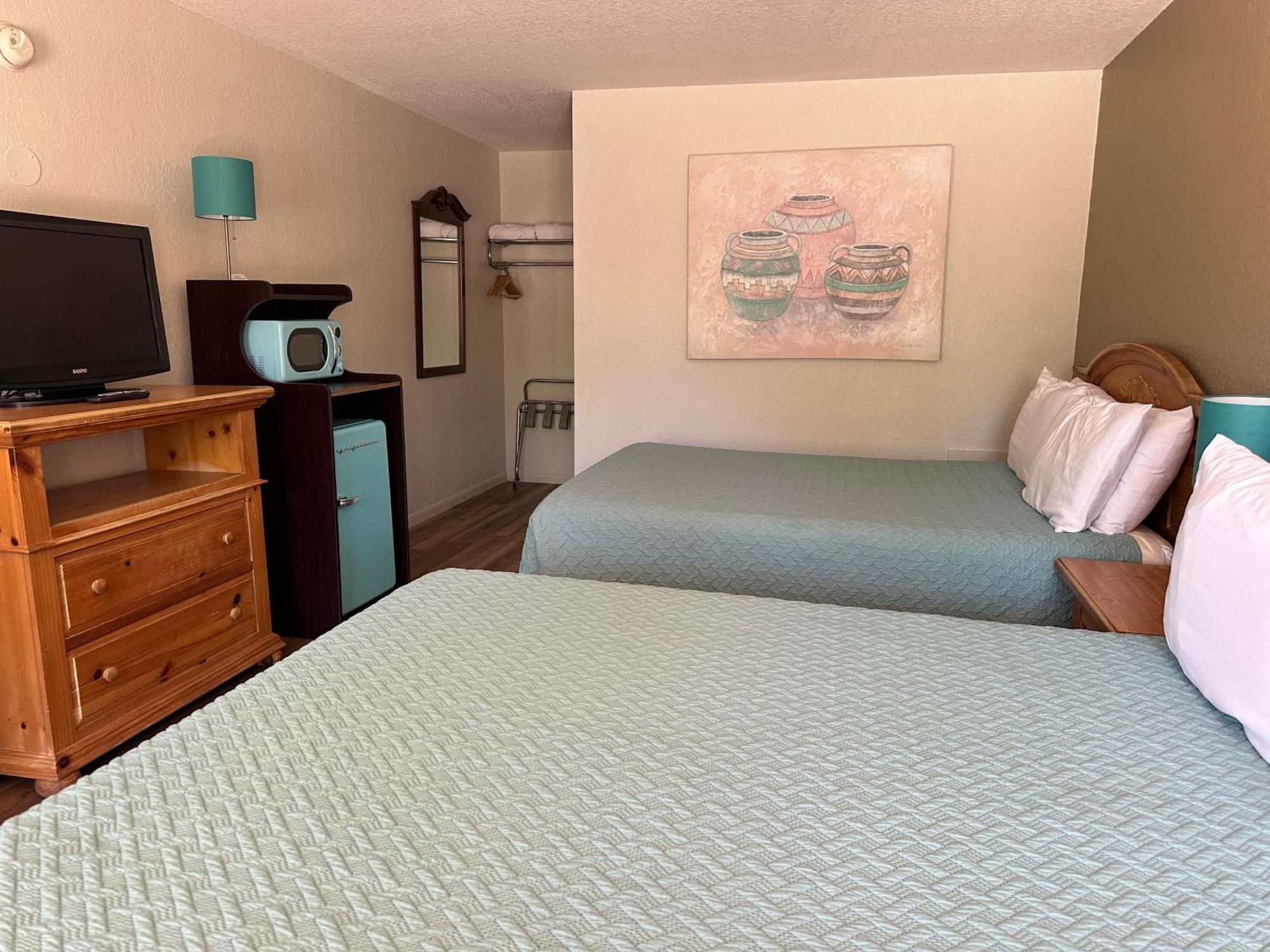 Sunset Inn And Suites Fredericksburg Ngoại thất bức ảnh
